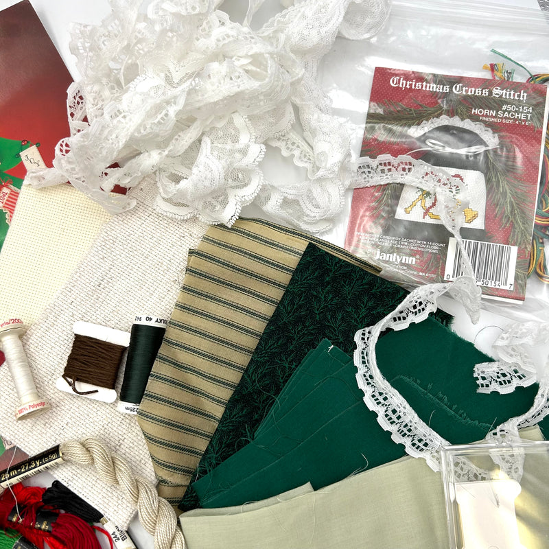 Home for the Holidays Ornaments | A Thrifty Challenge Box