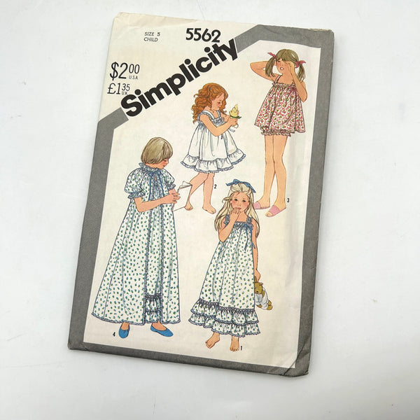 Simplicity 5562 | Child's Nightgown, Robe, Baby Dolls  | Size 5