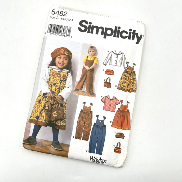 Simplicity 5482 | Toddlers' Tops, Overalls, Hat, Bag | Size 1/2-4