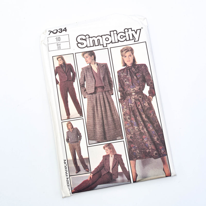 Simplicity 7034 | Adult Pants, Skirt, Jacket + Blouse | Size 10